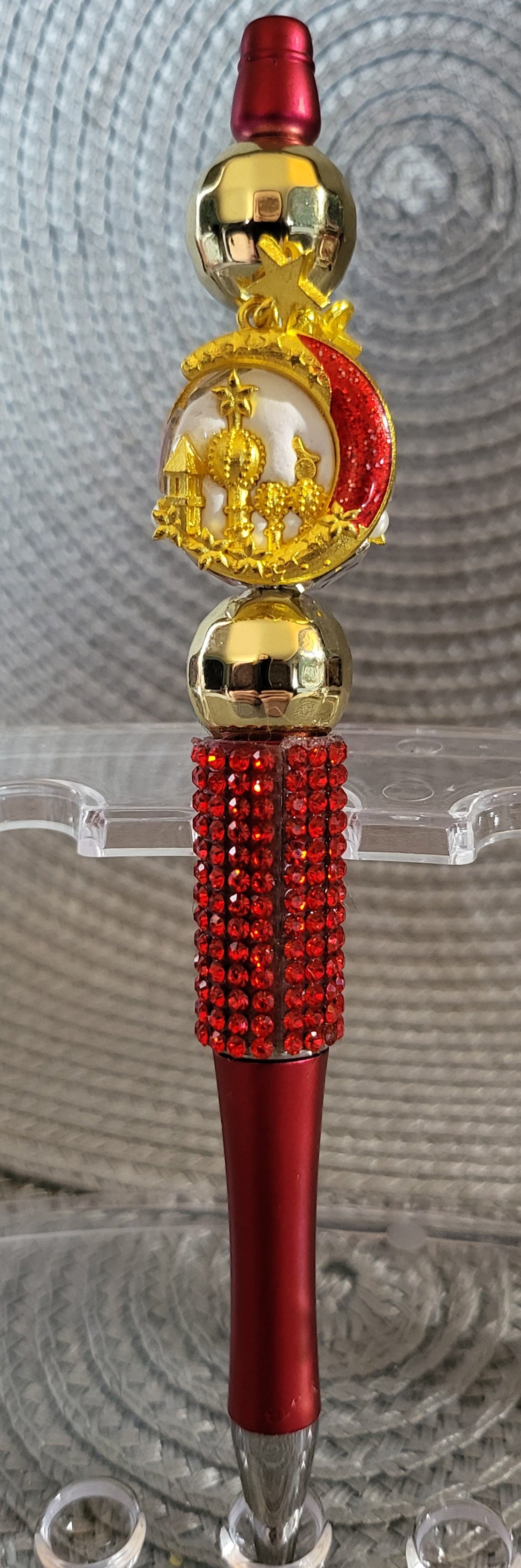 Bonito bolígrafo de castillo.