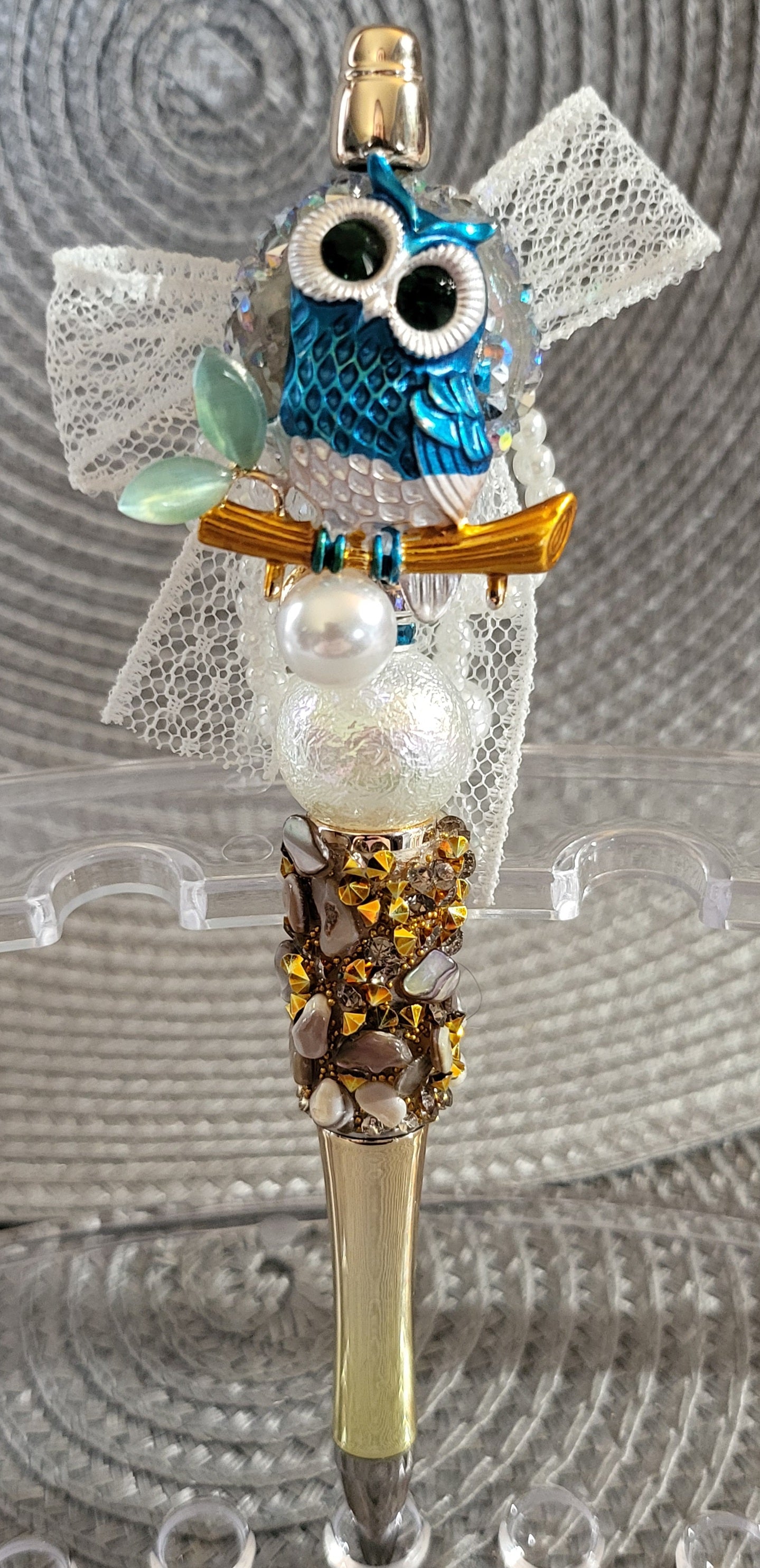 Cute and Fun Owl Pen