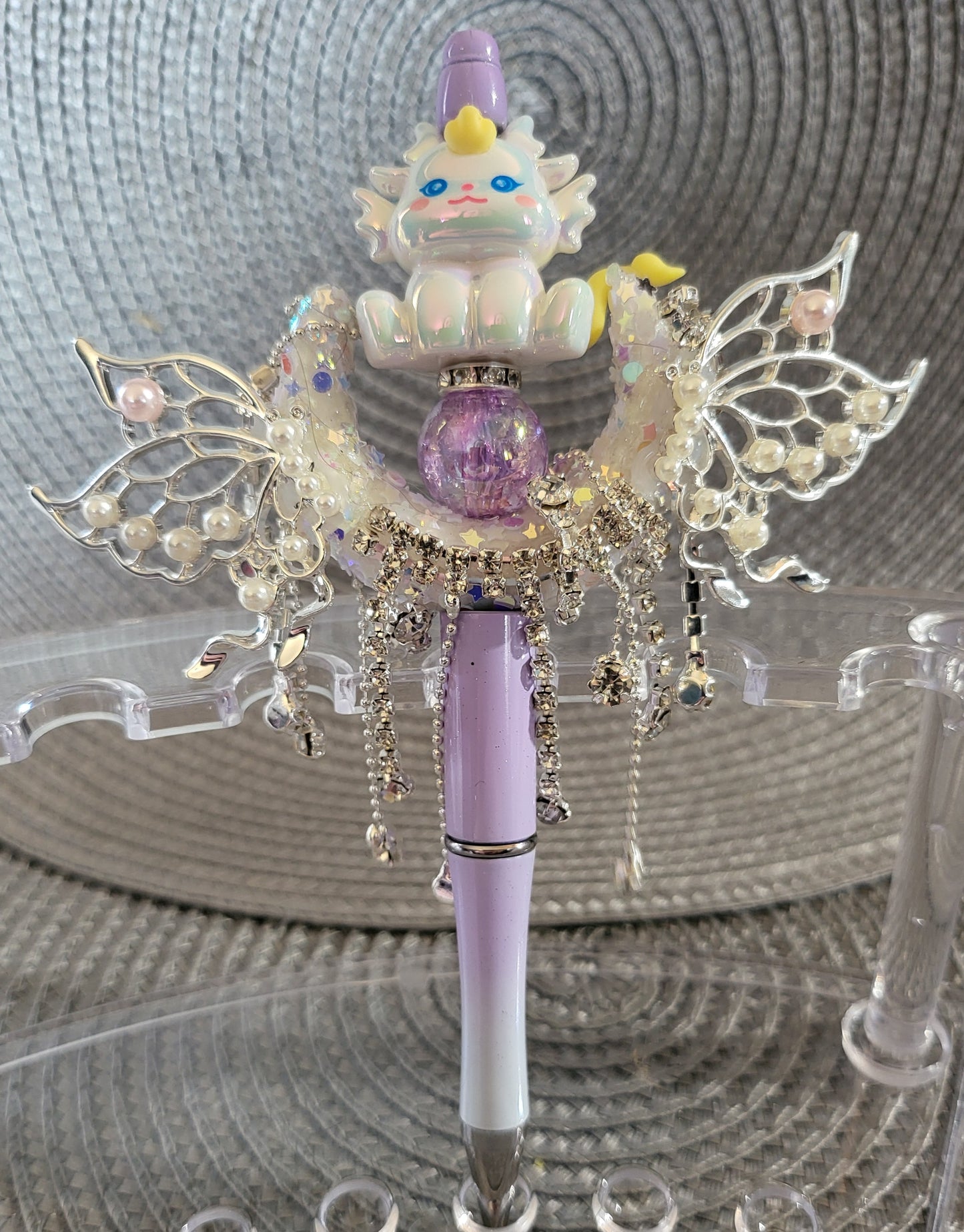 Lindo bolígrafo de dragón