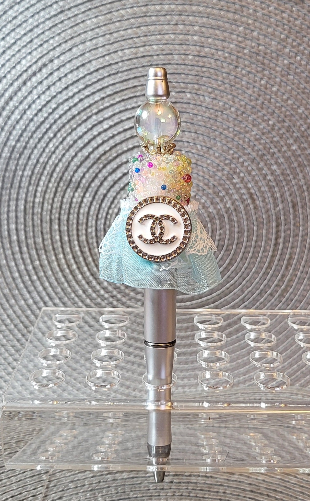 Chanel CC Beautiful Cake Pen