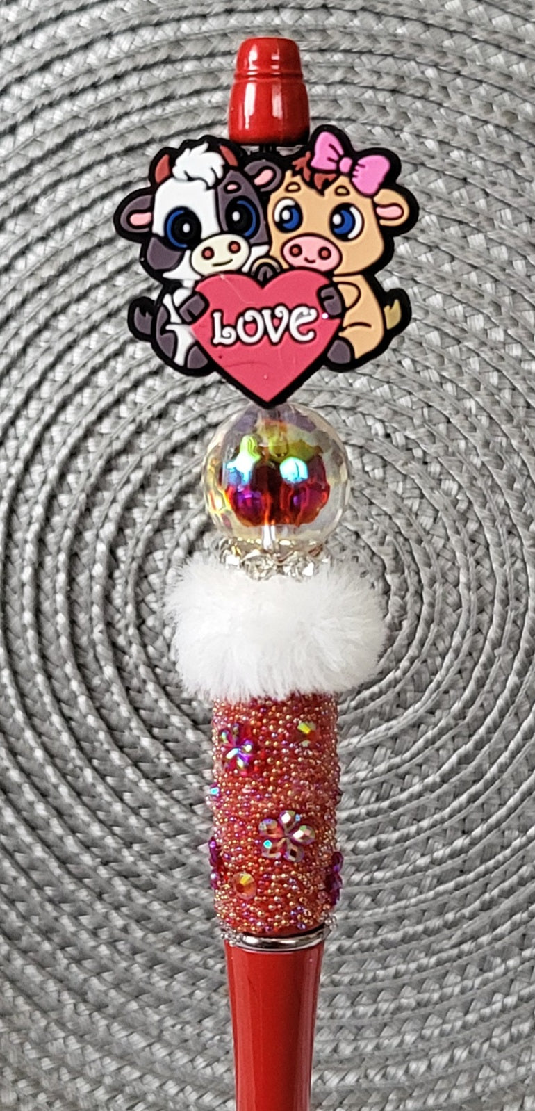 Adorable Cows Sending Love Pen