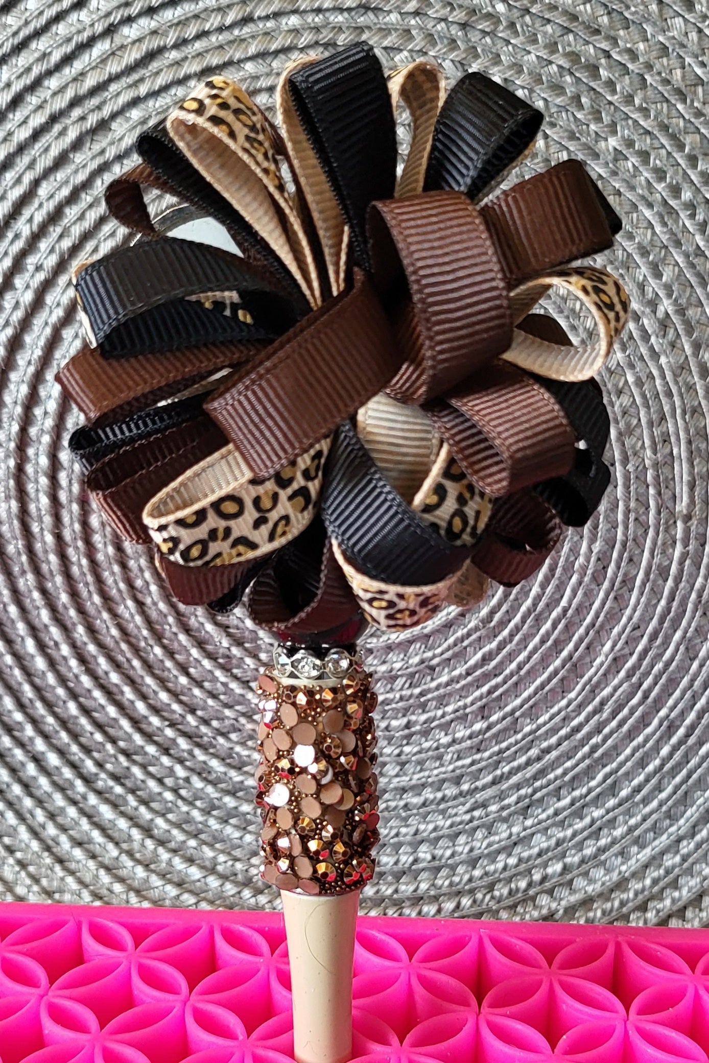 Heart Shaped Mirror Pen with Animal Print Bow