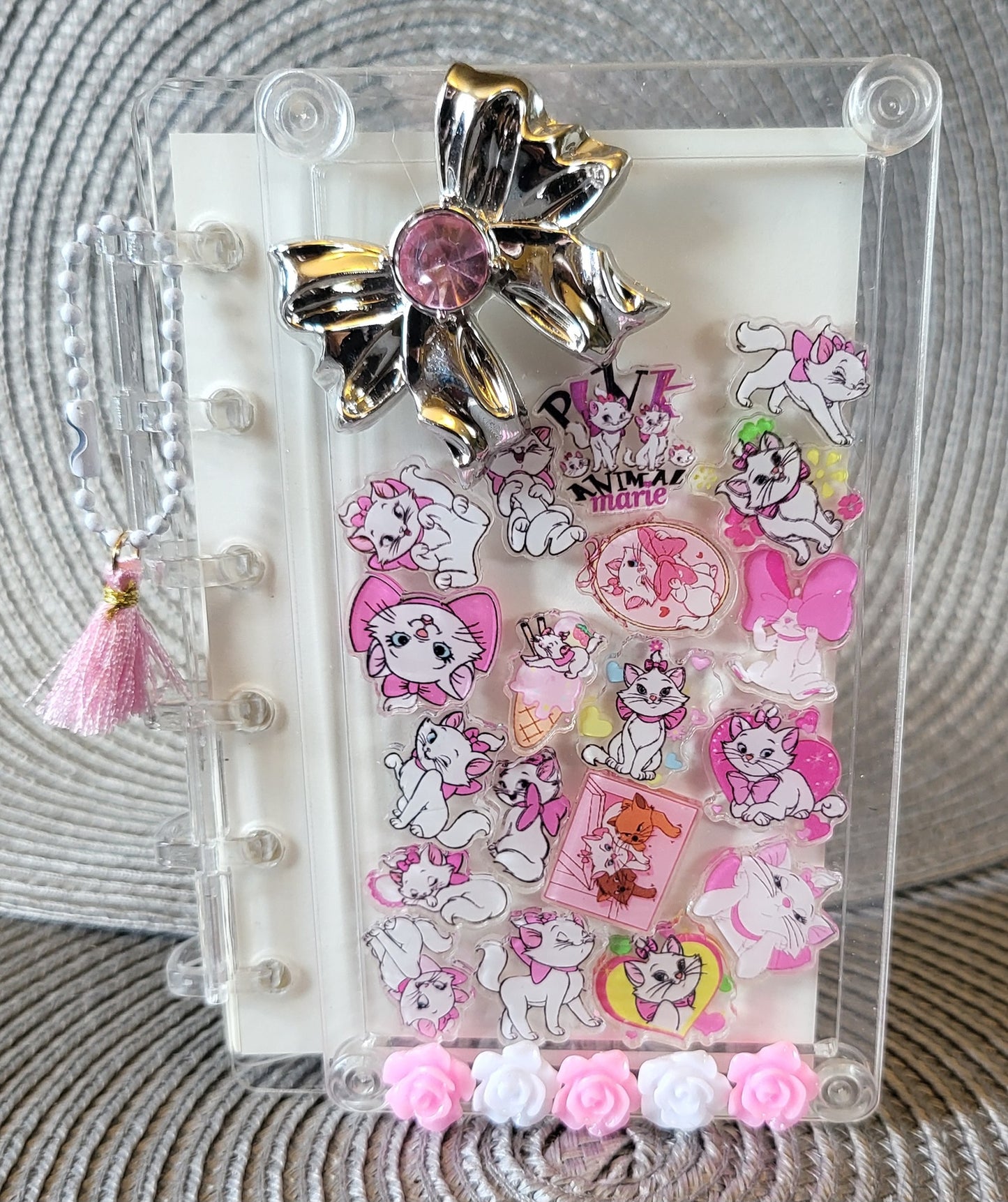 Marie Cat Acrylic Shaker Book (Small)