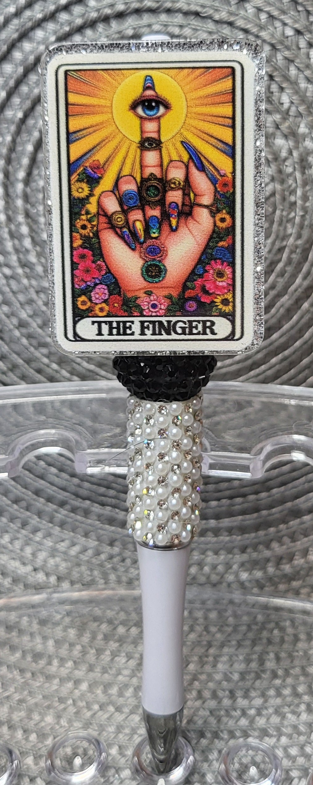The Finger (Tarot Card) - Pen