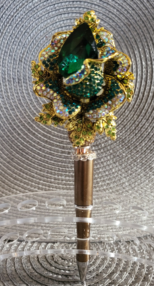 Beautiful Emerald Flower with various Rhinestones