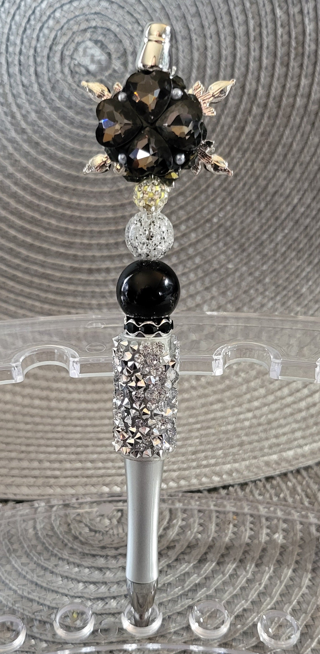Black Snowflake Spinner Pen