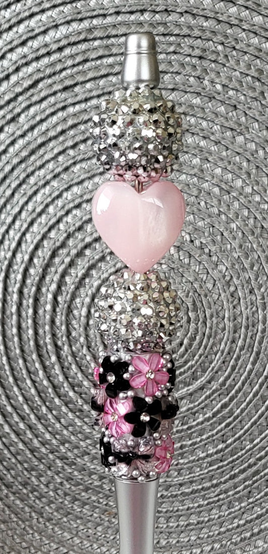 Cat's Eye Heart Adorns this Valentine Pen